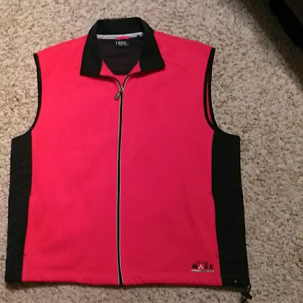 IZOD ZIP-UP VEST